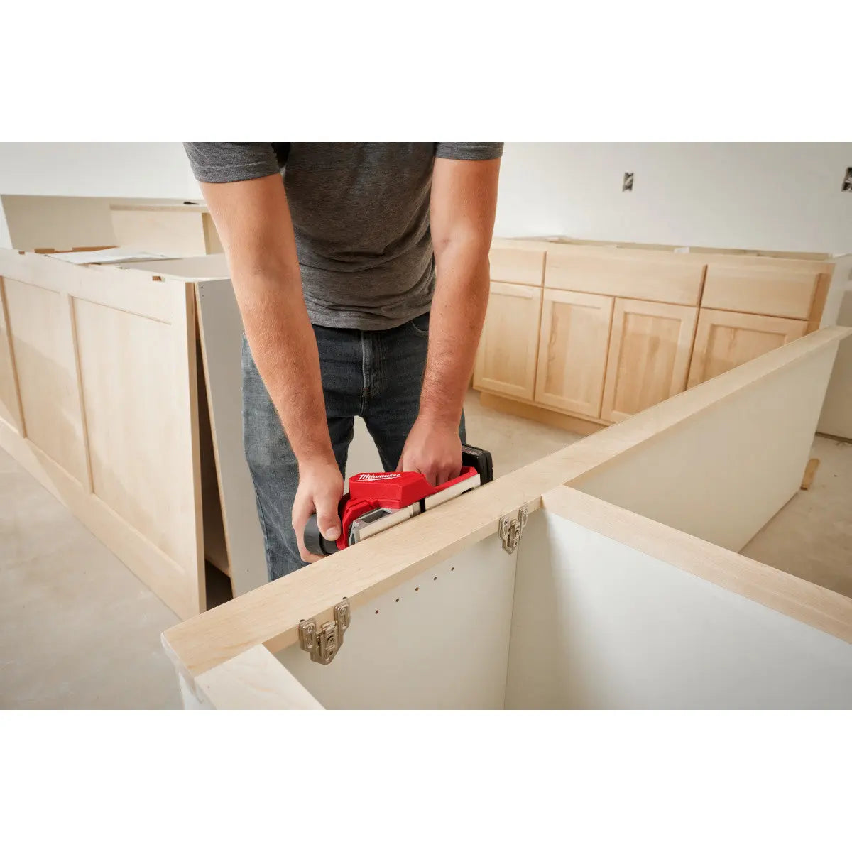 Milwaukee 2524-20 - M12™ Brushless 2" Planer - Wise Line Tools