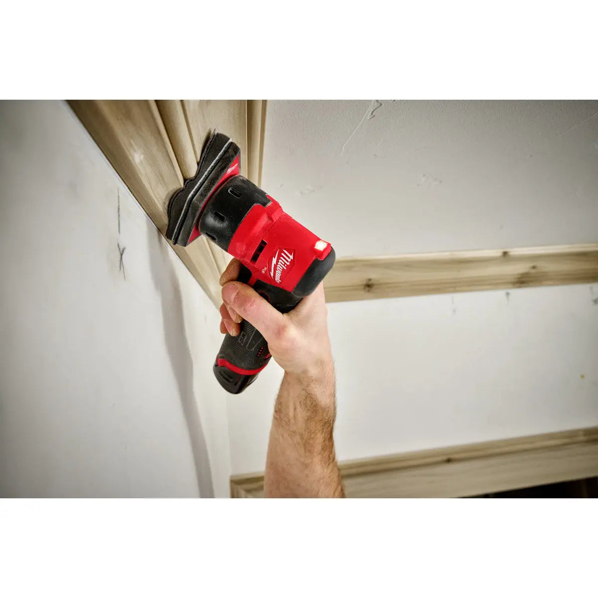 Milwaukee 2531-20 - M12 FUEL™ Orbital Detail Sander - Wise Line Tools