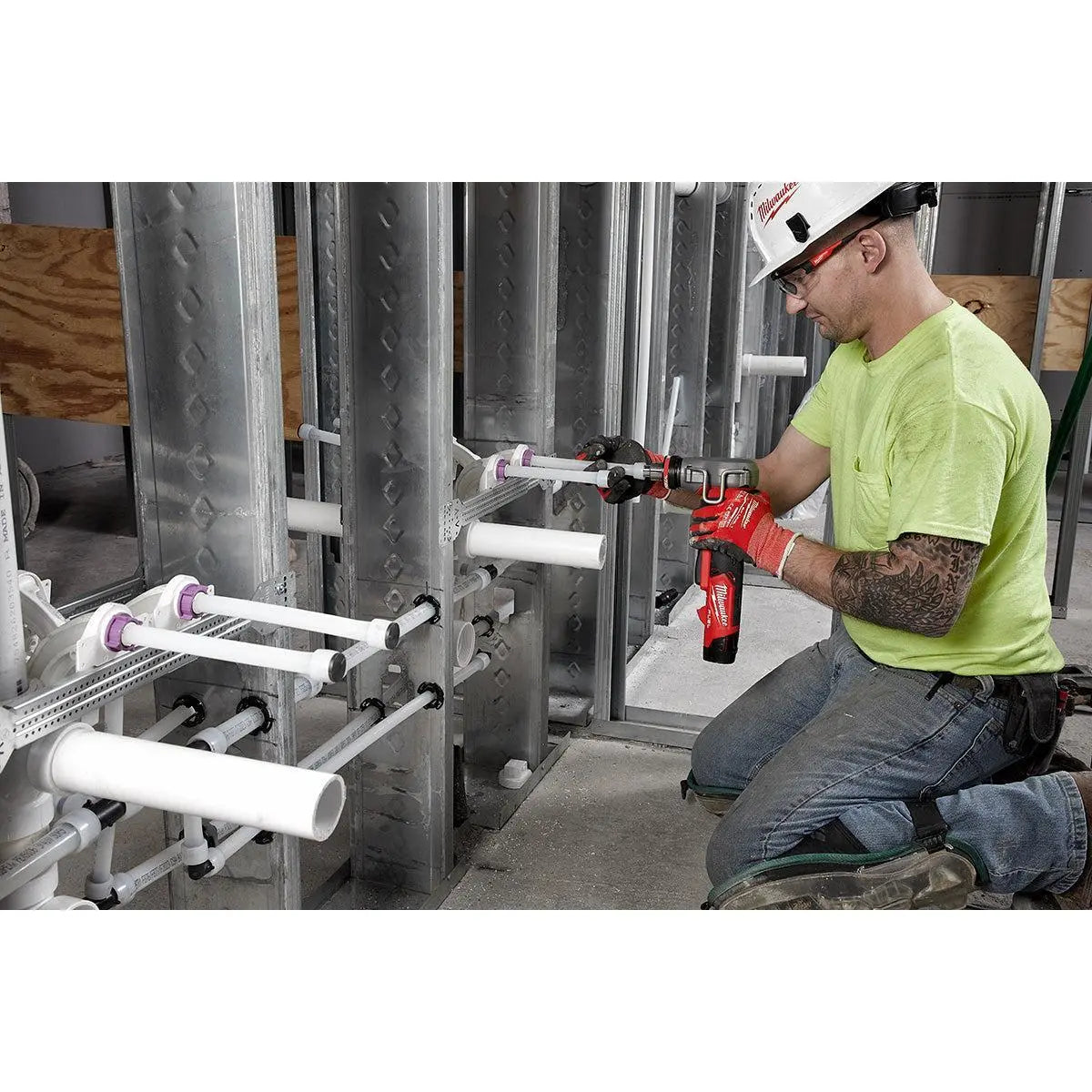 Milwaukee 2532-22 - M12 FUEL™ ProPEX® Expander Kit w/ 1/2"-1" RAPID SEAL™  ProPEX® Expander Heads - Wise Line Tools