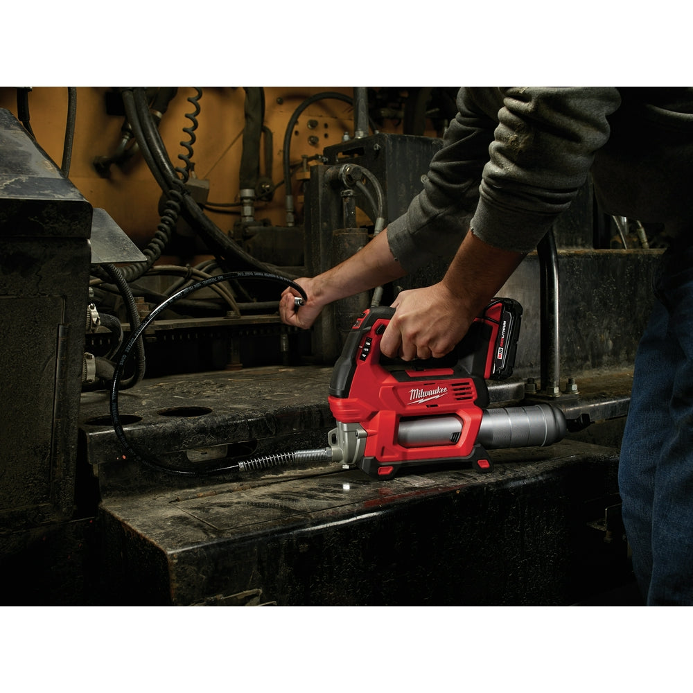 Milwaukee 2646-22CT - M18™ 2-Speed Grease Gun 2CT Kit - Wise Line Tools