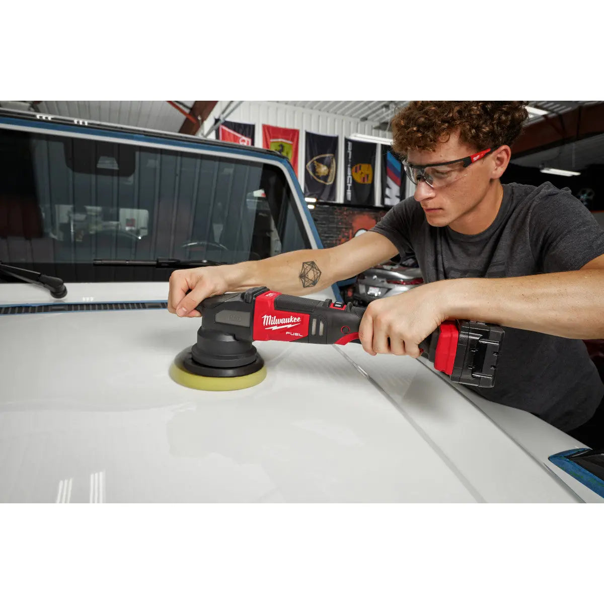 Milwaukee 2684-20 - M18 FUEL™ 15mm Random Orbital Polisher - Wise Line Tools
