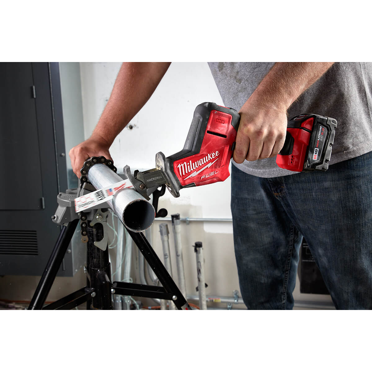 Milwaukee 2719-21 - M18 FUEL™ HACKZALL® Reciprocating Saw Kit - Wise Line Tools