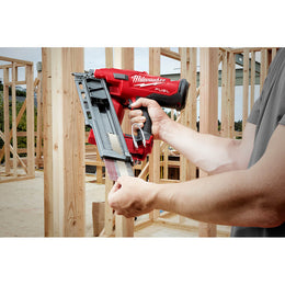 Milwaukee 2745-21 - M18 FUEL™ 30 Degree Framing Nailer Kit - Wise Line Tools