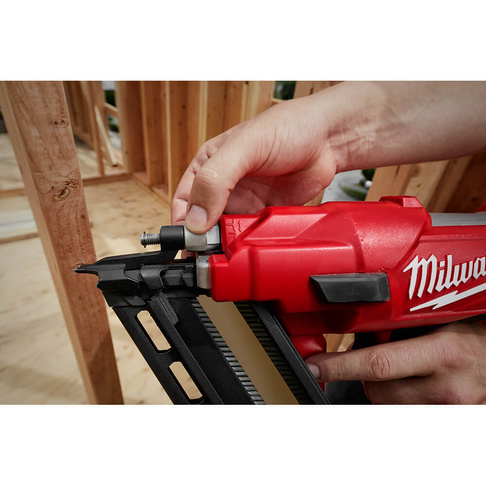 Milwaukee 2745-21 - M18 FUEL™ 30 Degree Framing Nailer Kit - Wise Line Tools