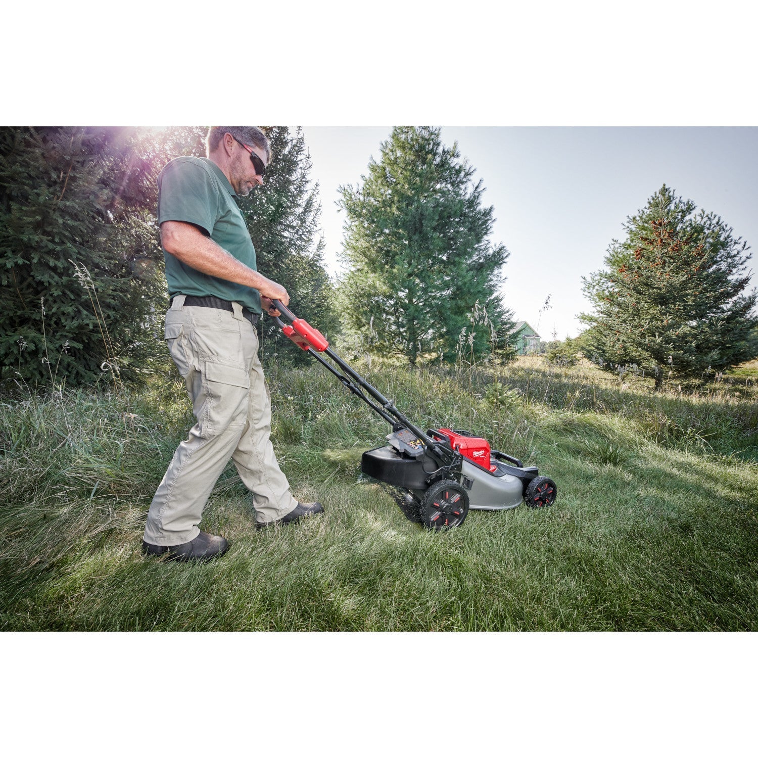 Milwaukee 2823-22HD - M18 FUEL™ 21" Self-Propelled Dual Battery Mower Kit - Wise Line Tools