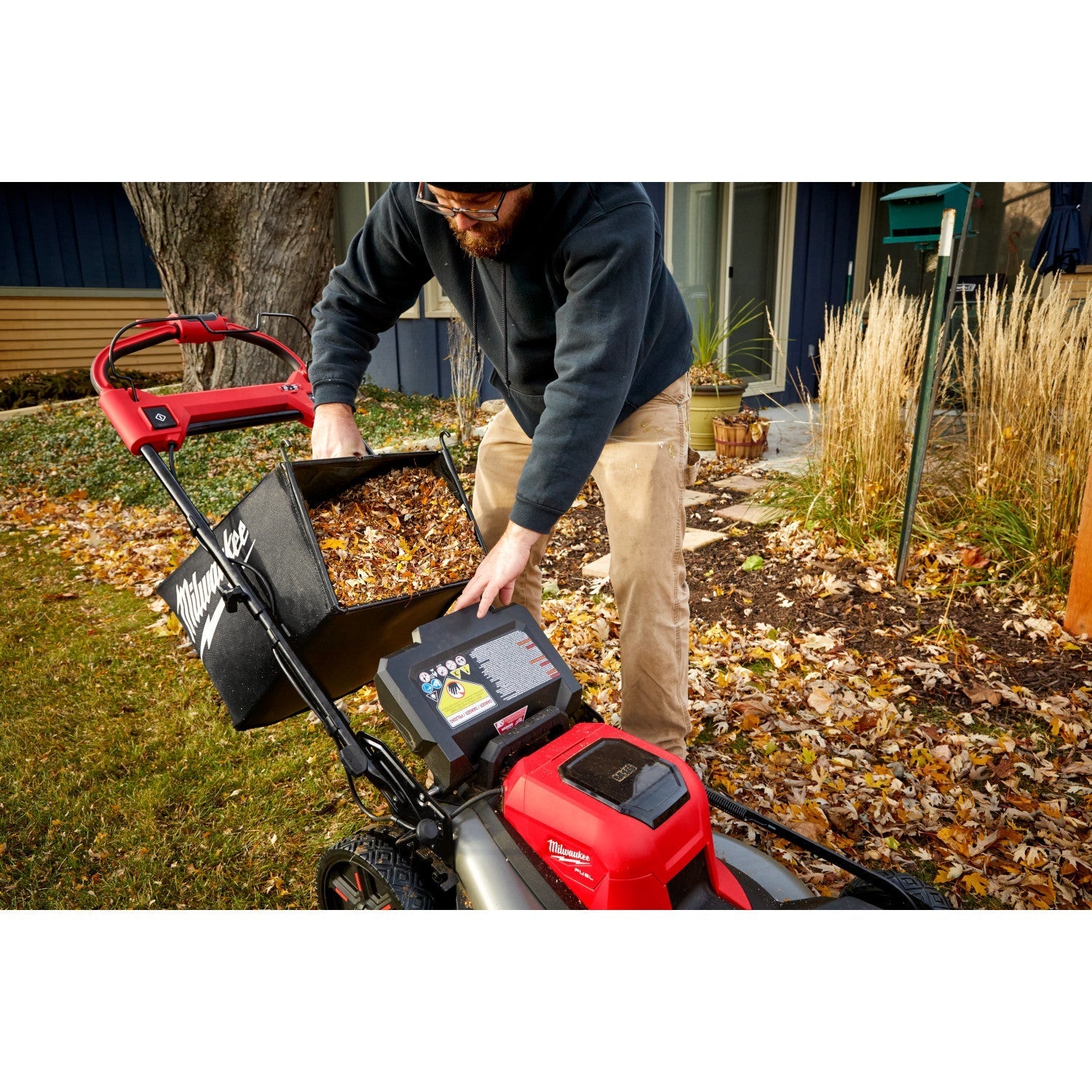 Milwaukee 2823-22HD - M18 FUEL™ 21" Self-Propelled Dual Battery Mower Kit - Wise Line Tools