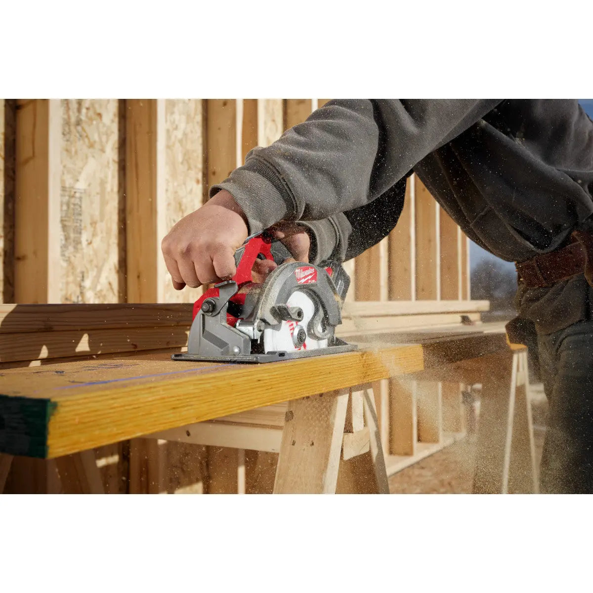 Milwaukee 2833-20 - M18 FUEL™ 6-1/2" Circular Saw - Wise Line Tools