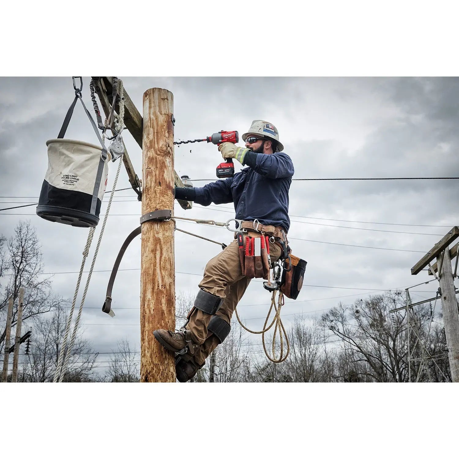 Milwaukee 2865-22 - M18 FUEL™ 7/16 in. Hex Utility HTIW w/ ONE-KEY™ Kit - Wise Line Tools