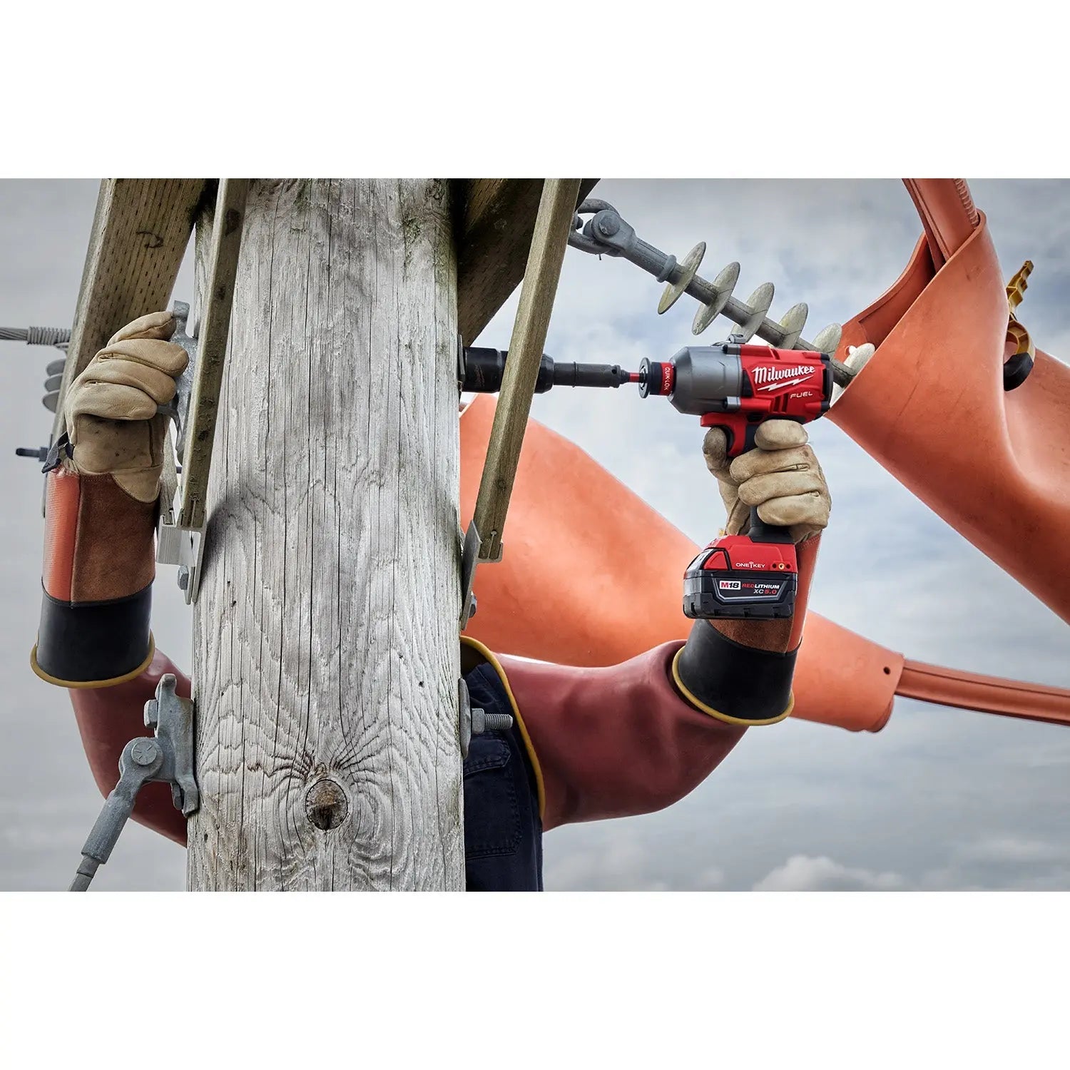 Milwaukee 2865-22 - M18 FUEL™ 7/16 in. Hex Utility HTIW w/ ONE-KEY™ Kit - Wise Line Tools