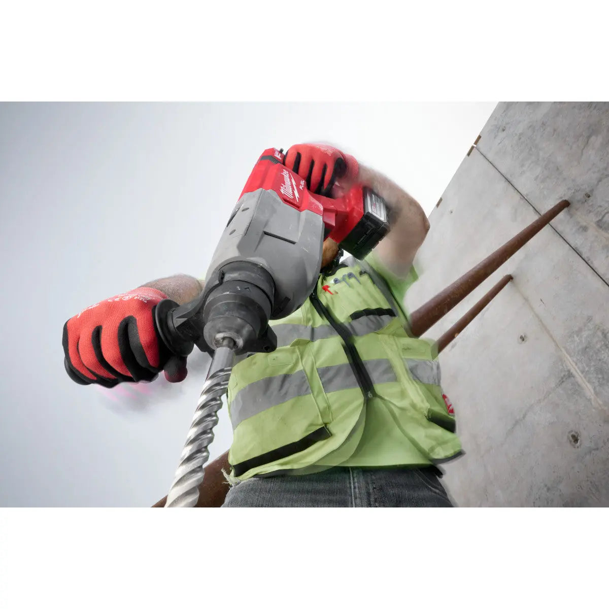 Milwaukee 2916-22 - M18 FUEL™ 1-1/4” SDS Plus D-Handle Rotary Hammer Kit w/ ONE-KEY™ - Wise Line Tools