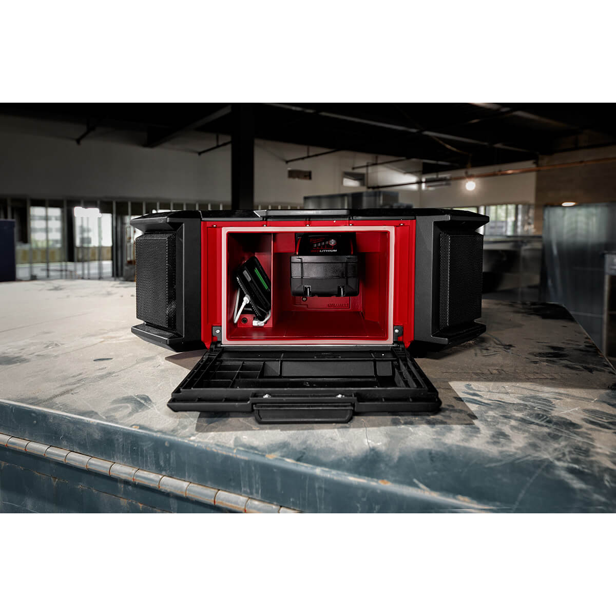 Milwaukee 2950-20 - M18™ PACKOUT™ Radio + Charger - Wise Line Tools