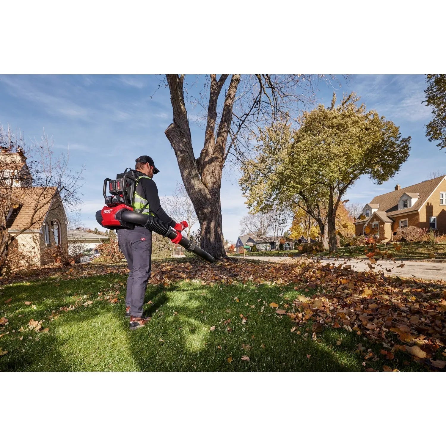 Milwaukee 3009-24HD - M18 FUEL™ Dual Battery Backpack Blower Kit - Wise Line Tools