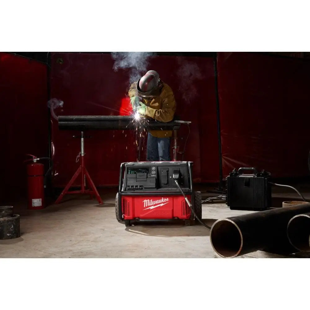 Milwaukee 3300R - ROLL-ON™ 7200W/3600W 2.5kWh Power Supply - Wise Line Tools