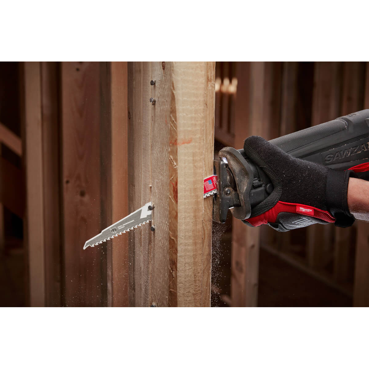 Milwaukee 48-00-5226 - The Ax™ with Carbide Teeth SAWZALL™ Blade 9 in. 5T - Wise Line Tools