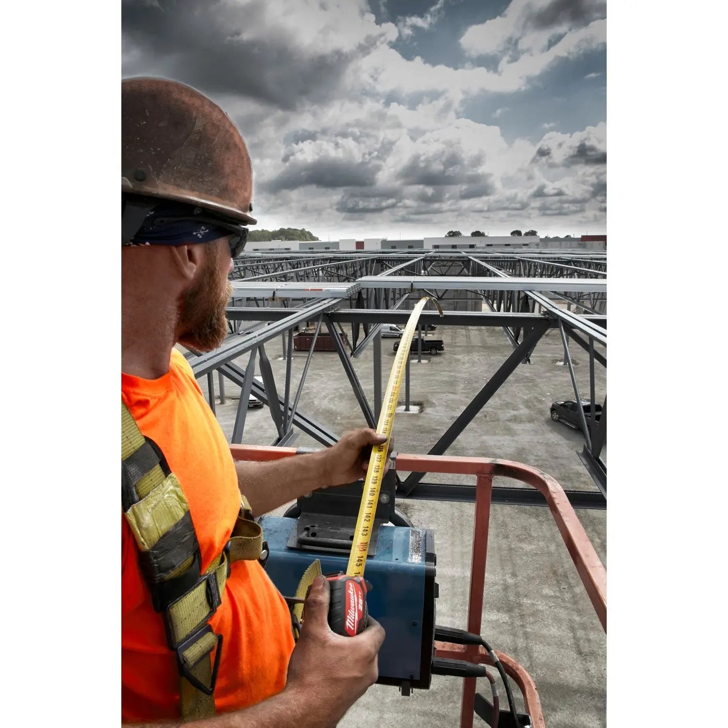 Milwaukee 48-22-0225 - 25Ft Wide Blade Tape Measure - Wise Line Tools