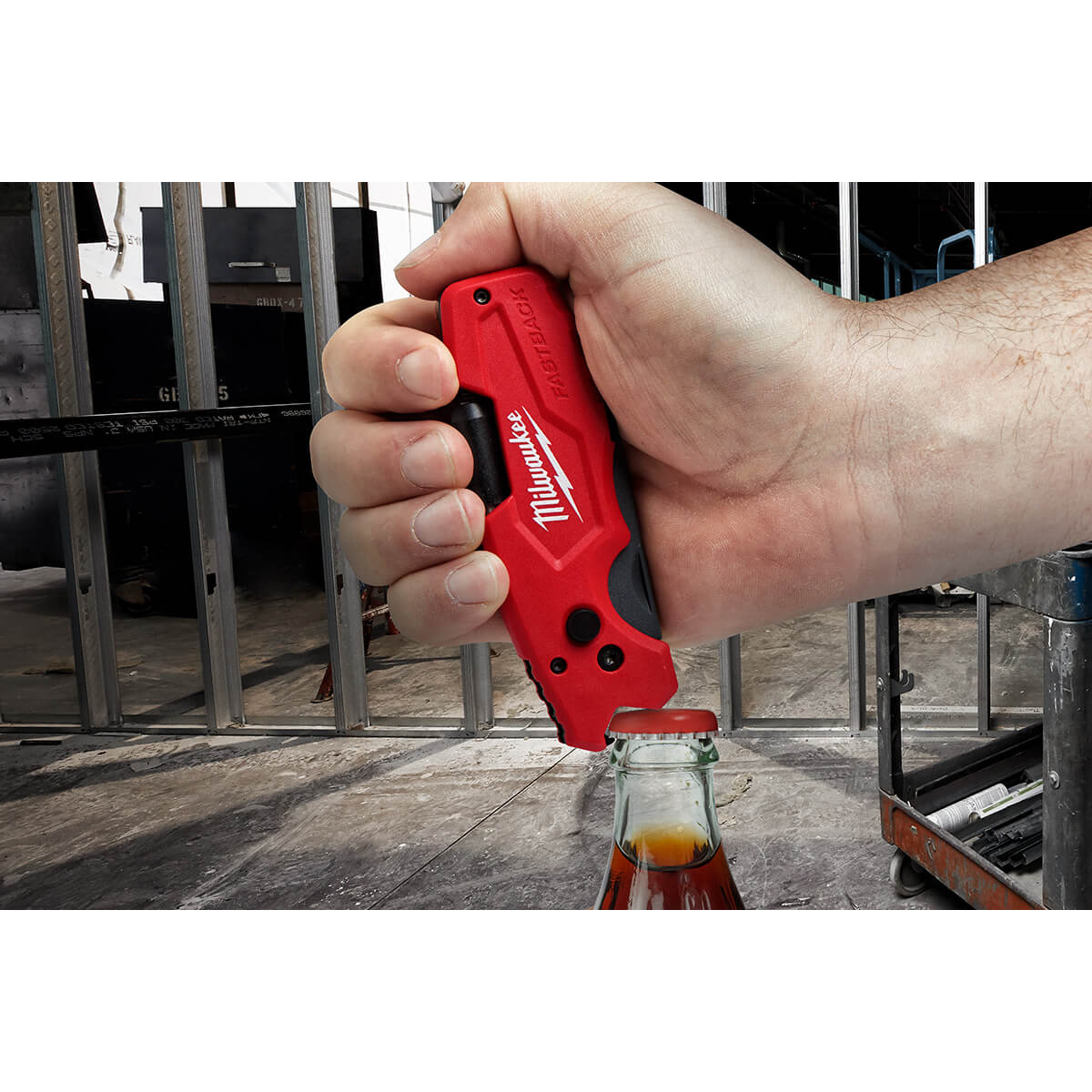 Milwaukee 48-22-1505 - FASTBACK™ 6IN1 Folding Utility Knife - Wise Line Tools