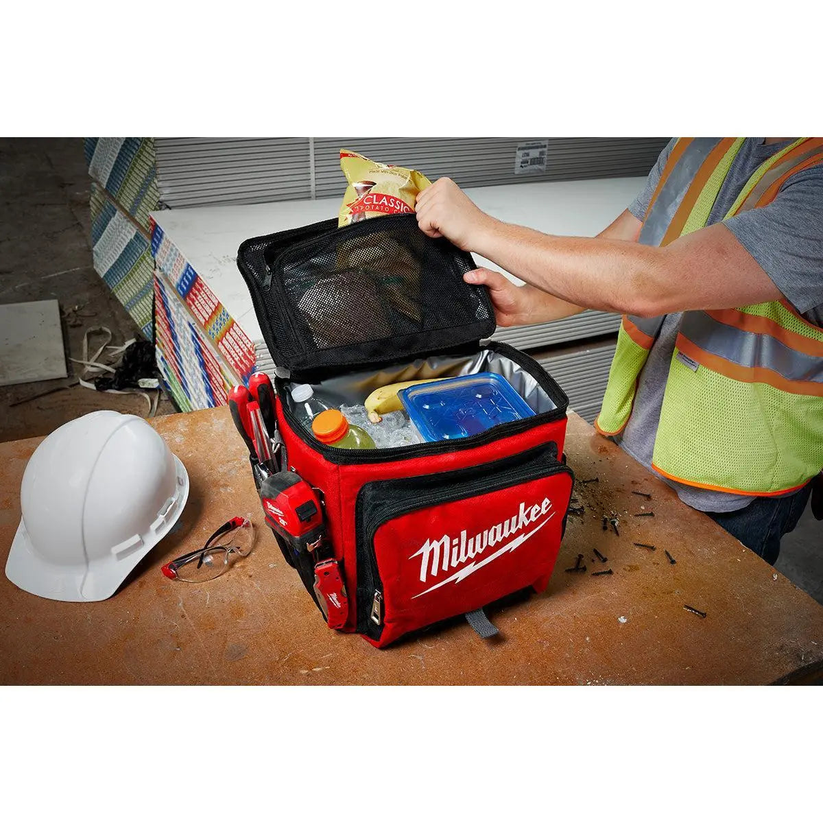 Milwaukee 48-22-8250 - Jobsite Cooler - Wise Line Tools