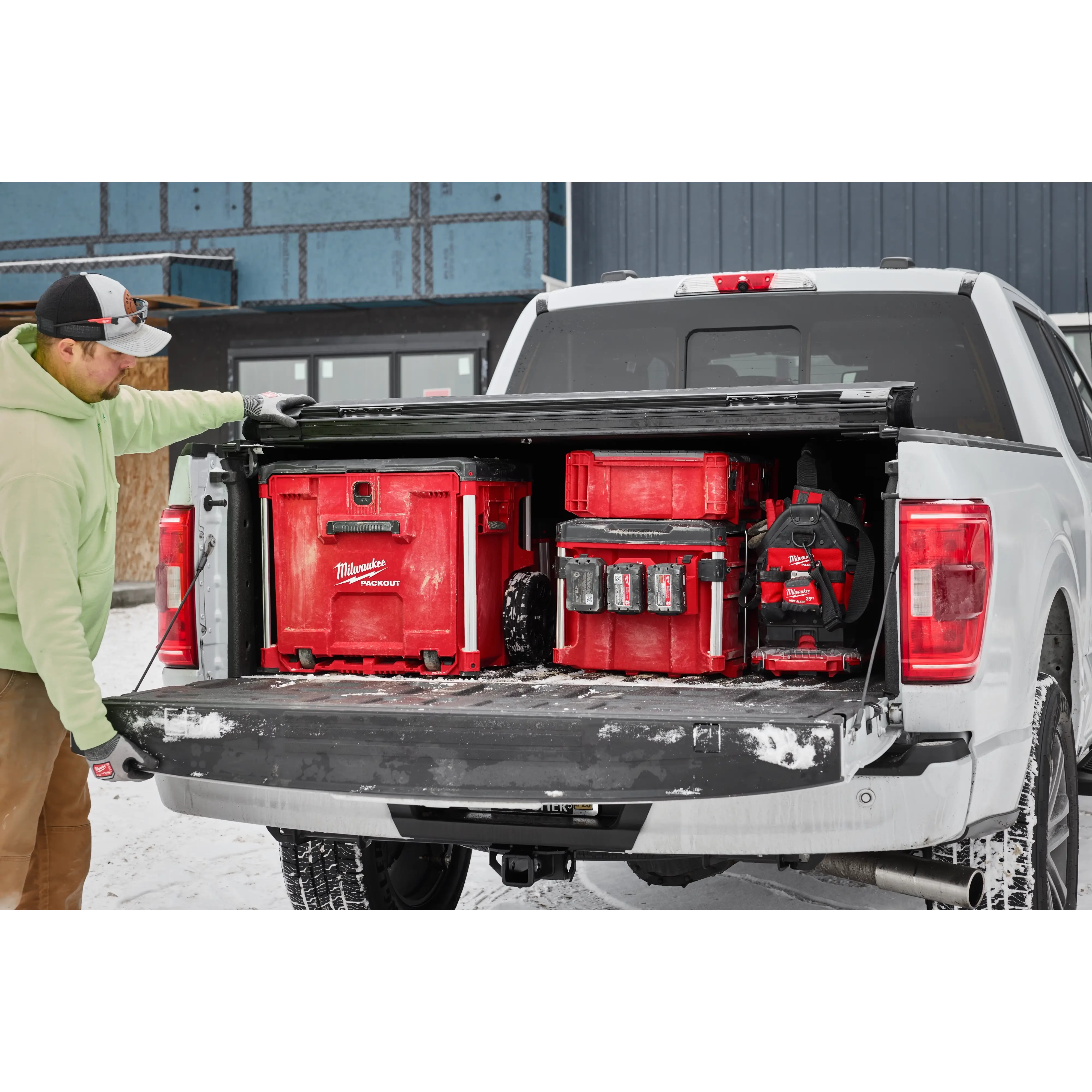 Milwaukee - 48-22-8420 - PACKOUT™ Rolling Drawer Tool Box MILWAUKEE