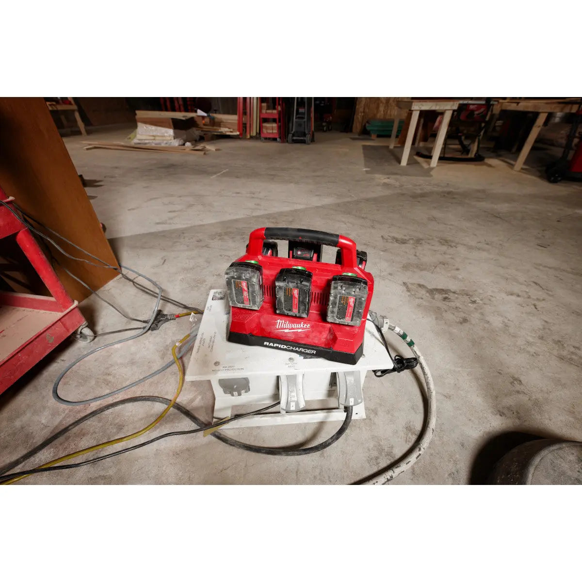 Milwaukee 48-59-1809 - M18™ PACKOUT™ Six Bay Rapid Charger - Wise Line Tools