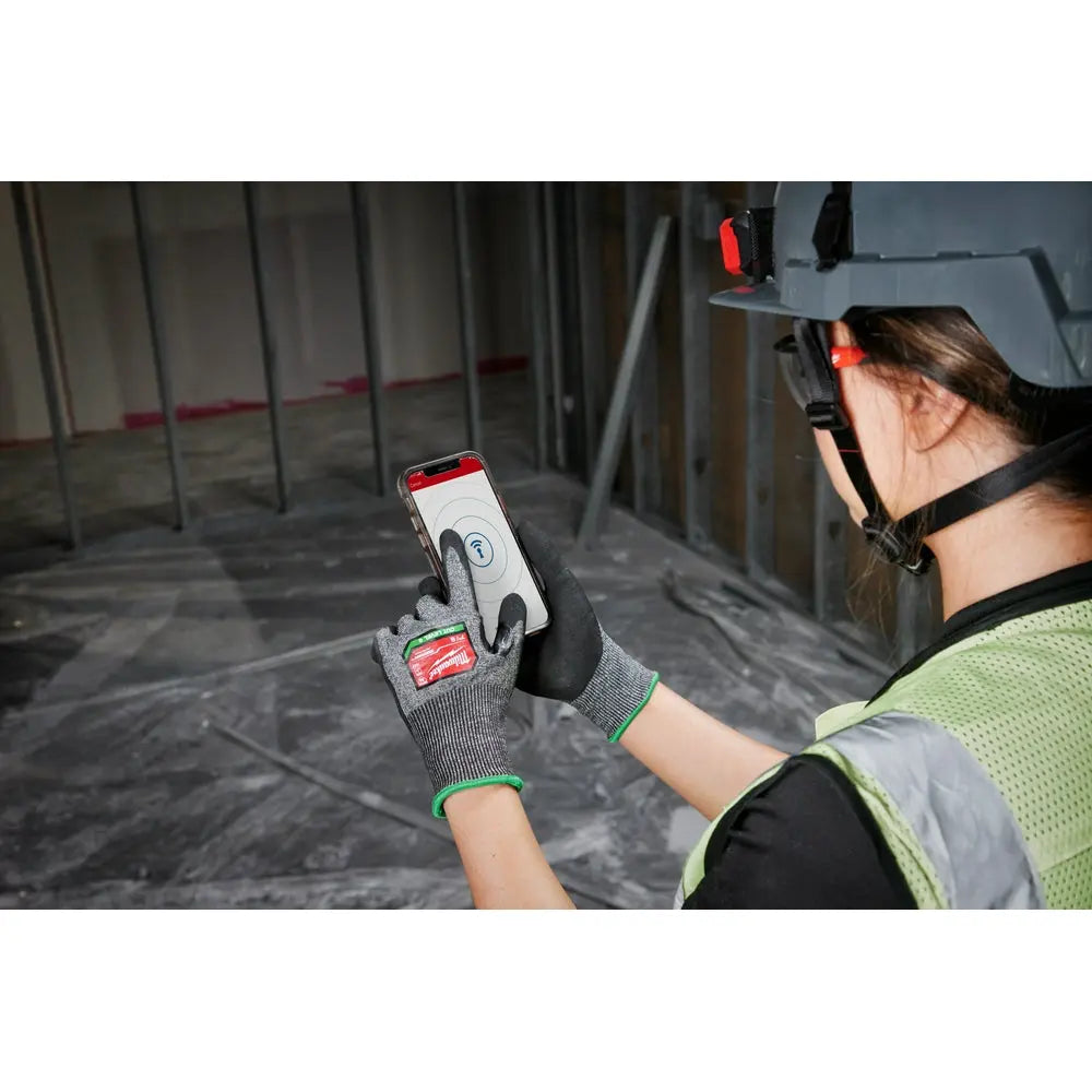 Milwaukee 48-73-7002 - Cut Level 6 High-Dexterity Nitrile Dipped Gloves - L - Wise Line Tools