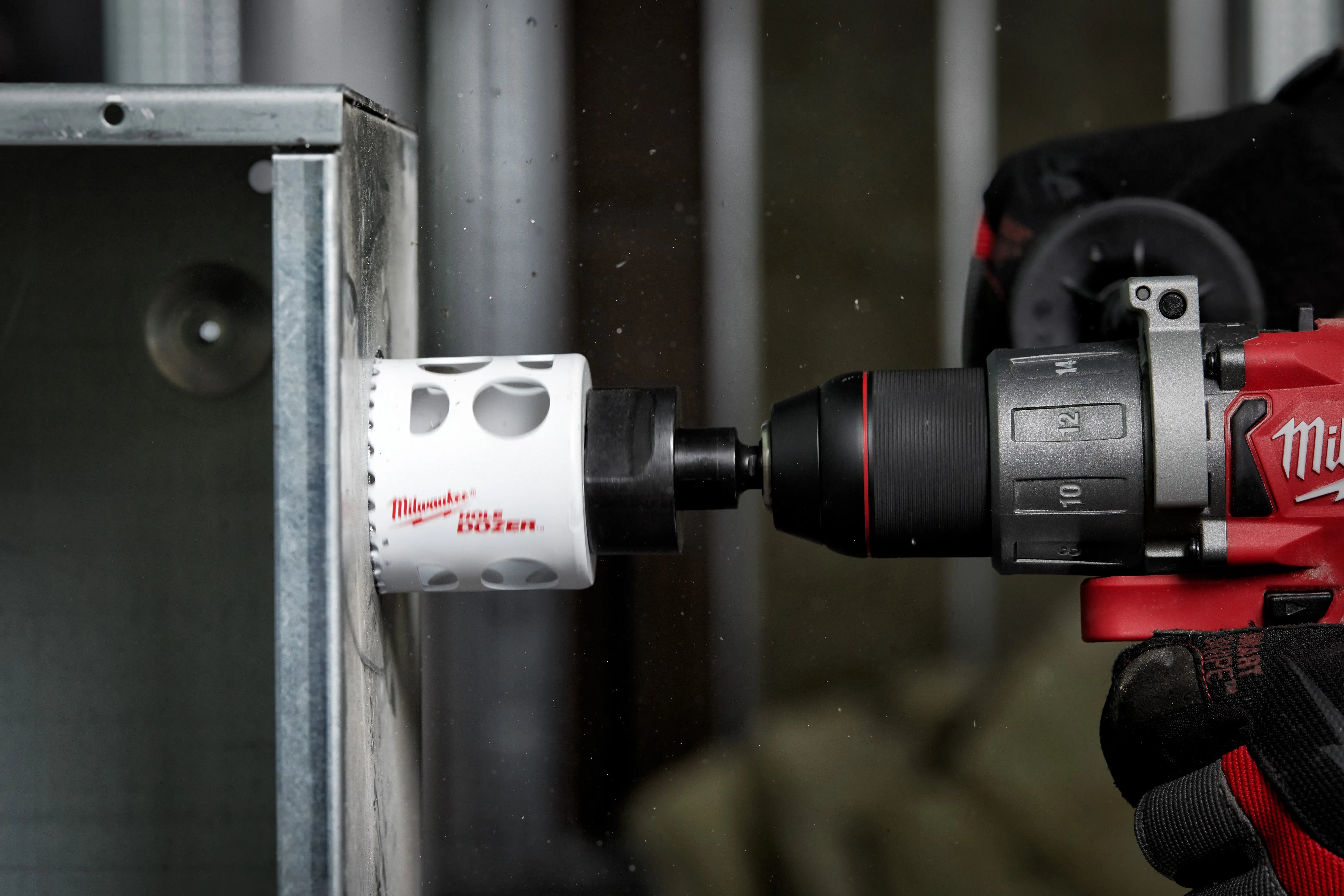 Milwaukee 49-56-0057 - 1-3/16" HOLE DOZER™ Bi-Metal Hole Saw - Wise Line Tools