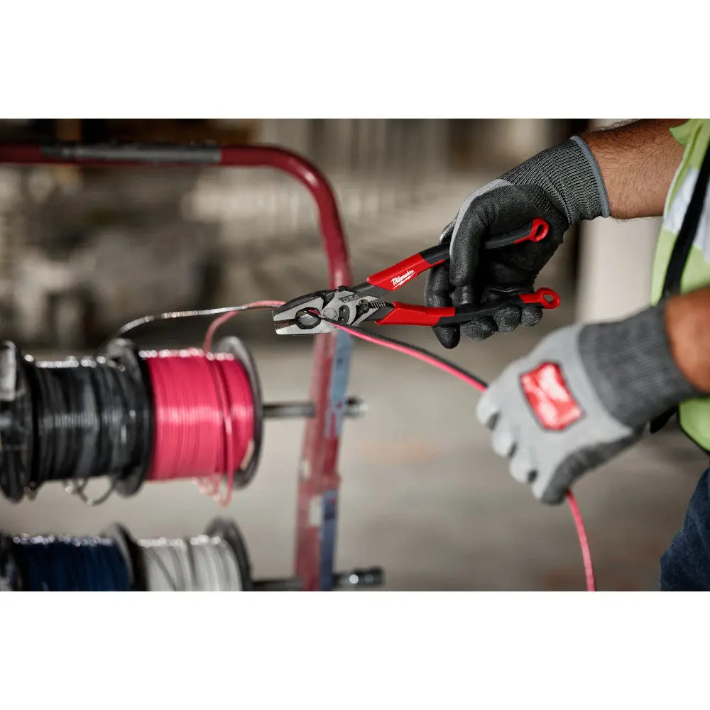 Milwaukee MT550C - 9" Lineman's Comfort Grip Pliers w/ Crimper and Bolt Cutter (USA) - Wise Line Tools