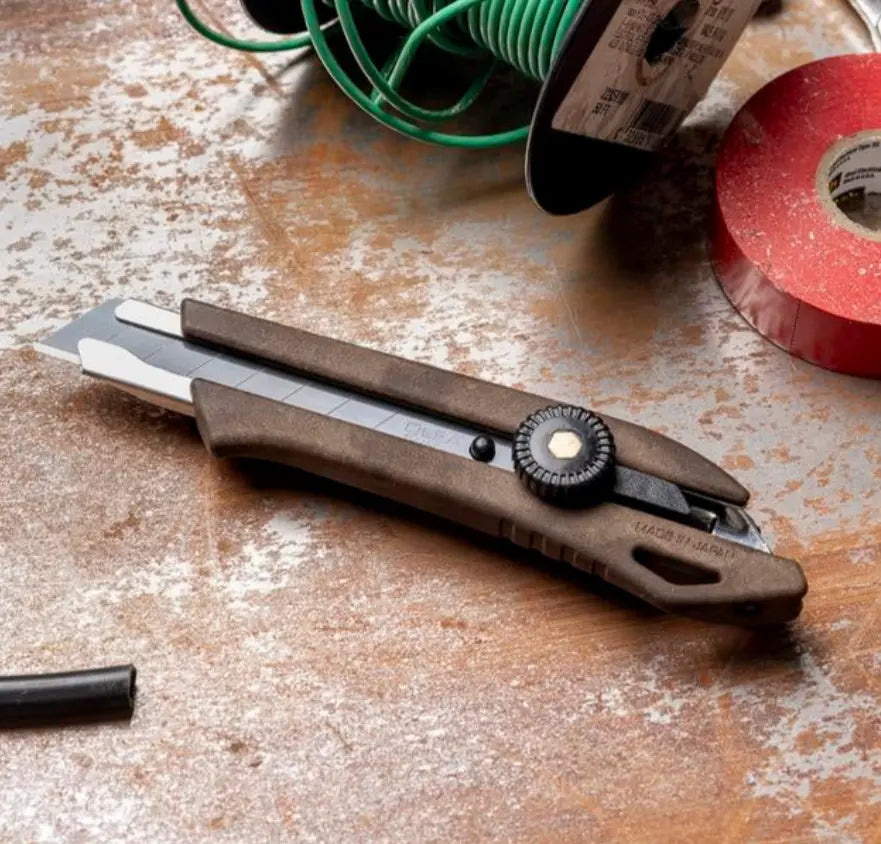 OLFA WD-L - Wood Composite Ratchet Lock Utility Knife OLFA