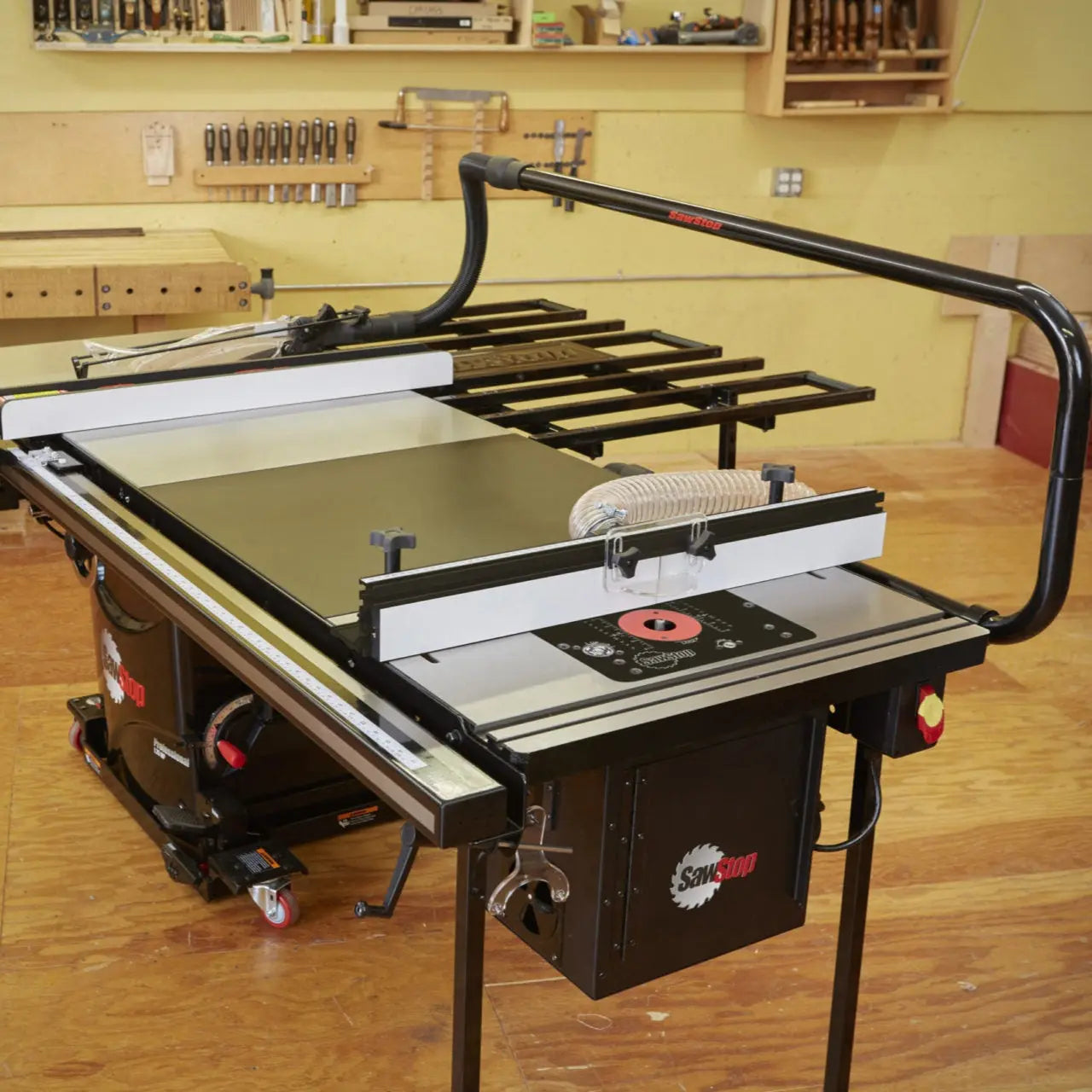 SAWSTOP RT-TGP - ASSEMBLY: TGP2 27" In-Line Router Table (RT-F27, RT-PSW, RT-ST2, RT-C27) SAWSTOP