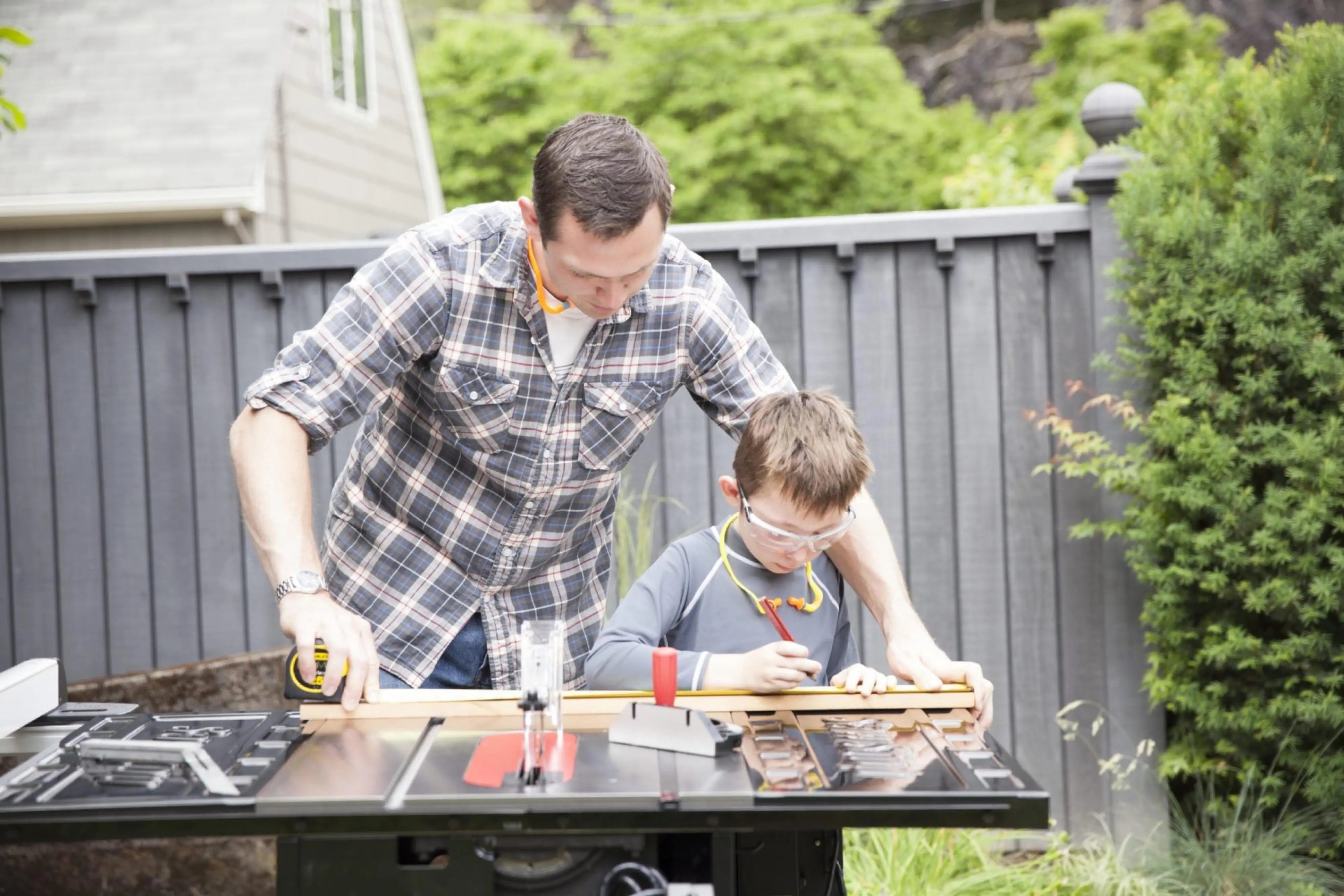 SawStop CNS175-SFA30  -   Contractor 1.75HP 120V 30" Table Saw SAWSTOP