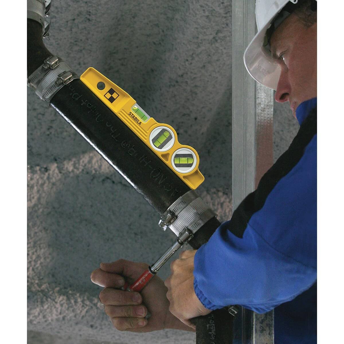 Stabila 25245  -  3 Vial, 45 degree W/ V-Groove Magnetic 10" STABILA