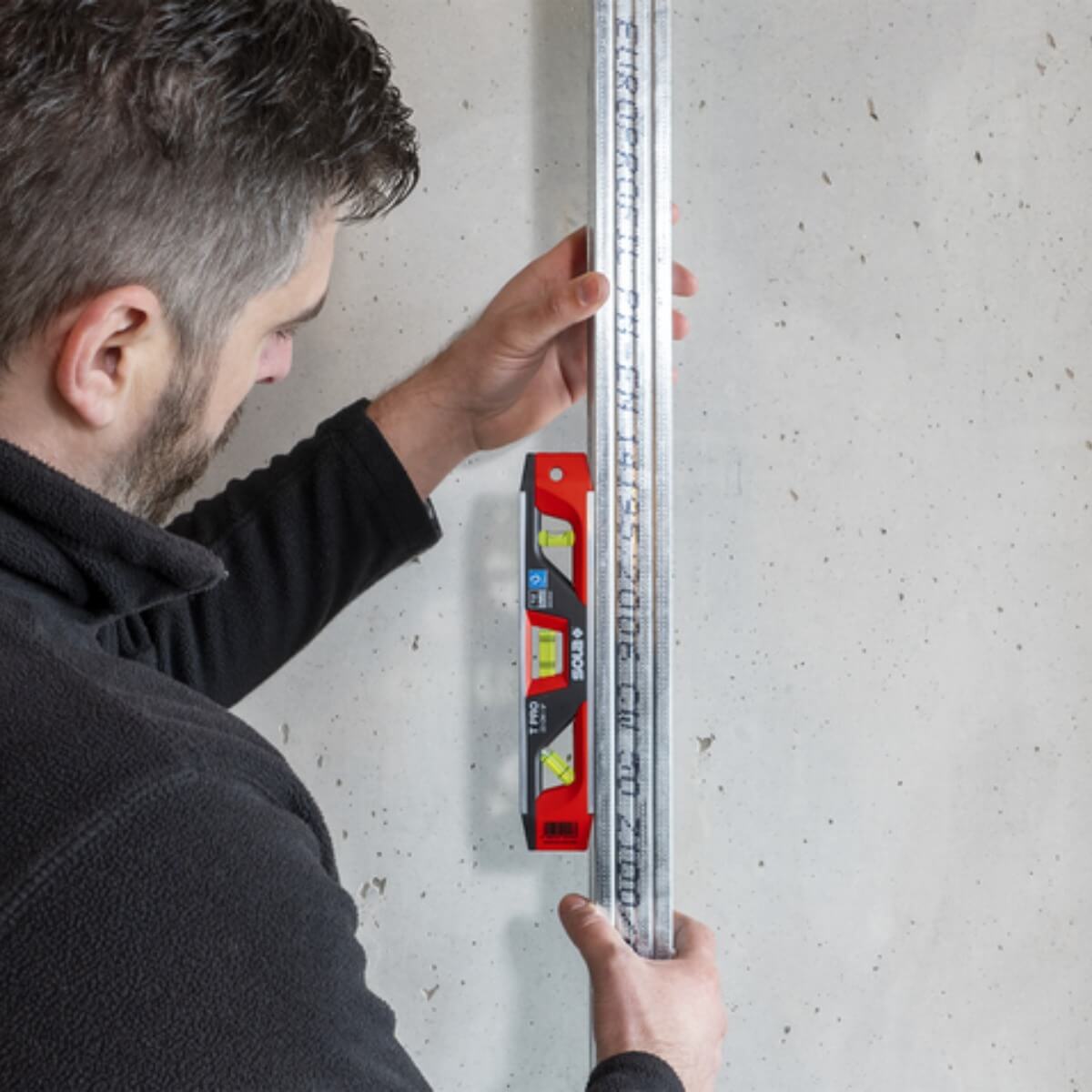 SOLA TPRO - 9" MAGNETIC TORPEDO SPIRIT LEVEL