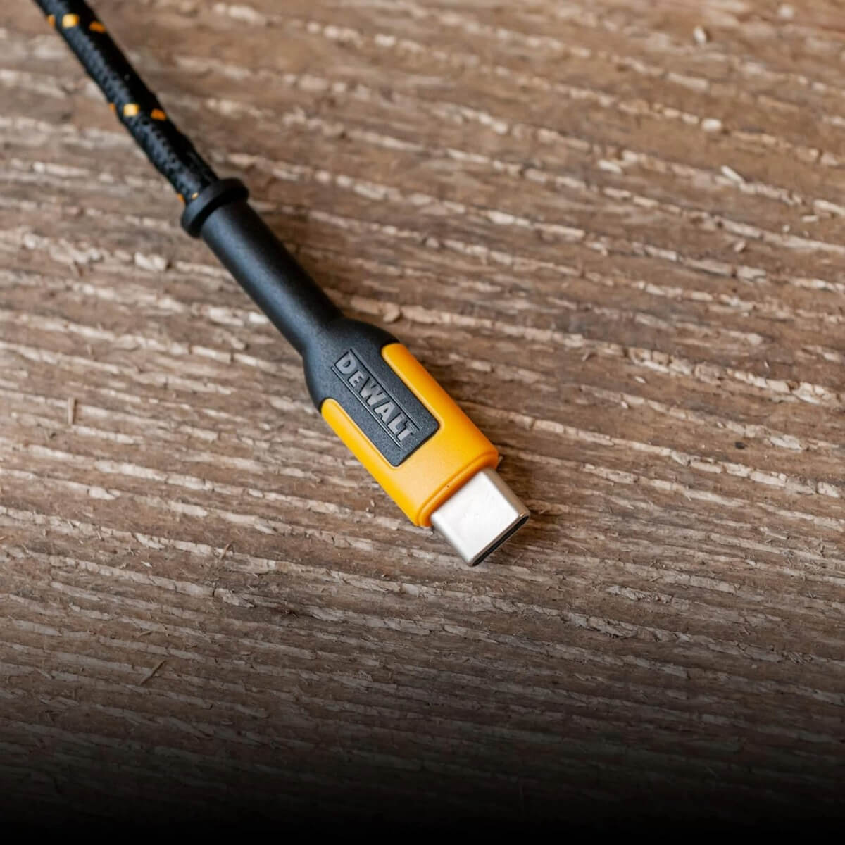 DEWALT 1311348DW2 - 6 Ft. USB-A to USB-C Reinforced Braided Cable