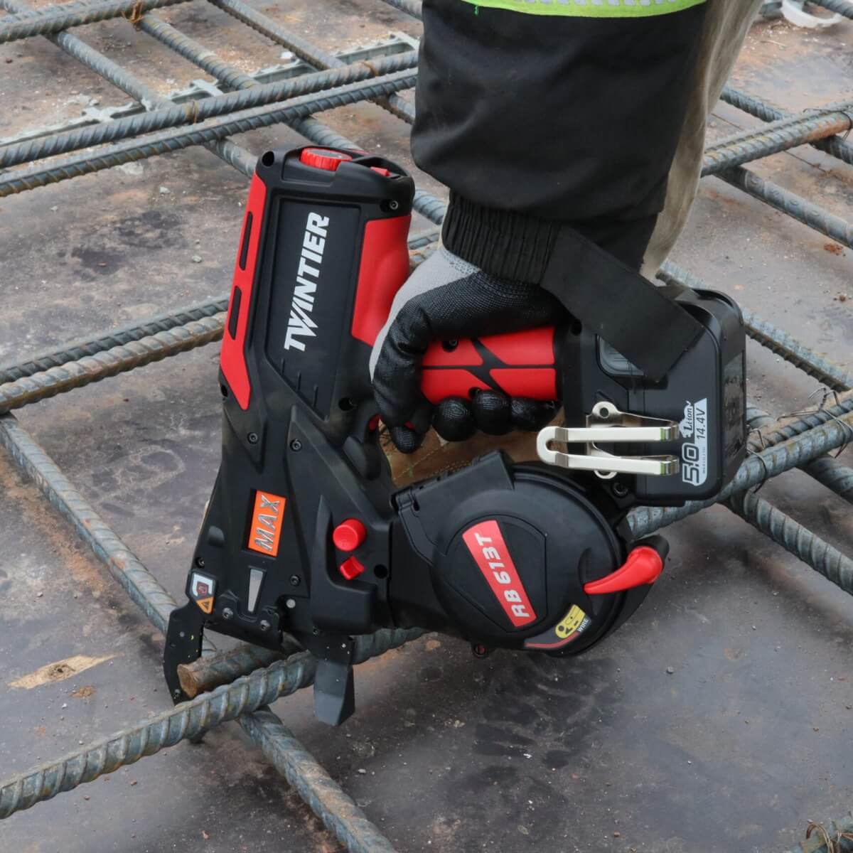 MAX RB613T - TwinTier Rebar Tying Tool