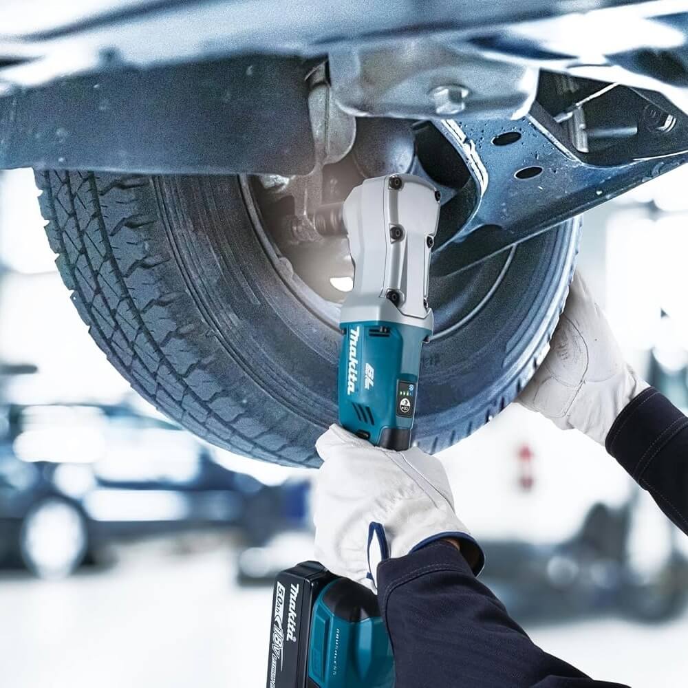 MAKITA DTL302Z - 18V LXT Brushless Cordless 3/8" Angle Impact Wrench - Tool Only