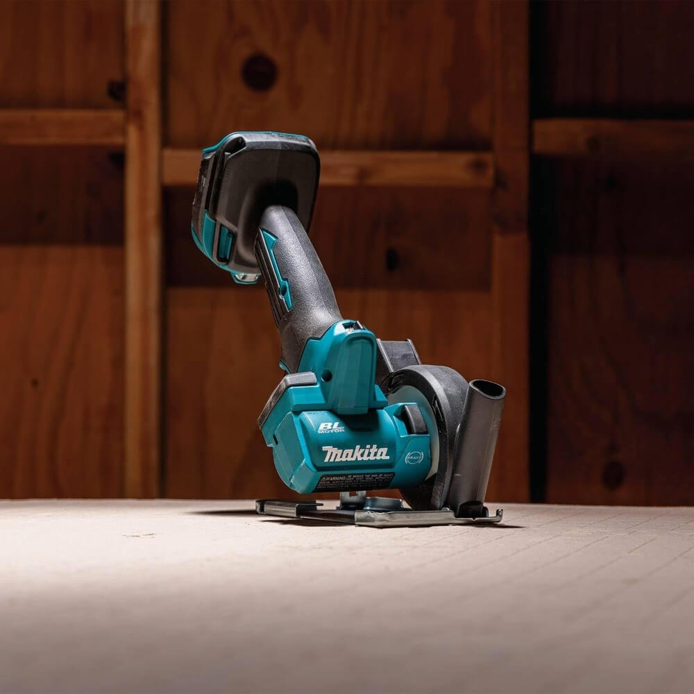 MAKITA DTL301Z - 18V LXT Brushless Cordless Angle Impact Driver