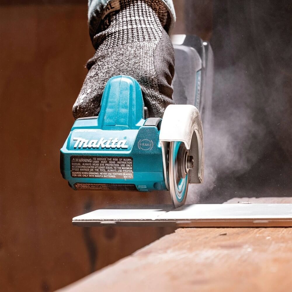 MAKITA DTL301Z - 18V LXT Brushless Cordless Angle Impact Driver