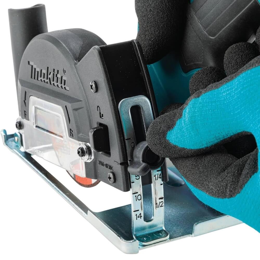 MAKITA DTL301Z - 18V LXT Brushless Cordless Angle Impact Driver