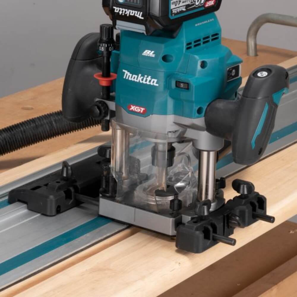 MAKITA RP001GZ01 - 40V Max XGT Brushless 1/2" Plunge Router with AWS (Tool Only)
