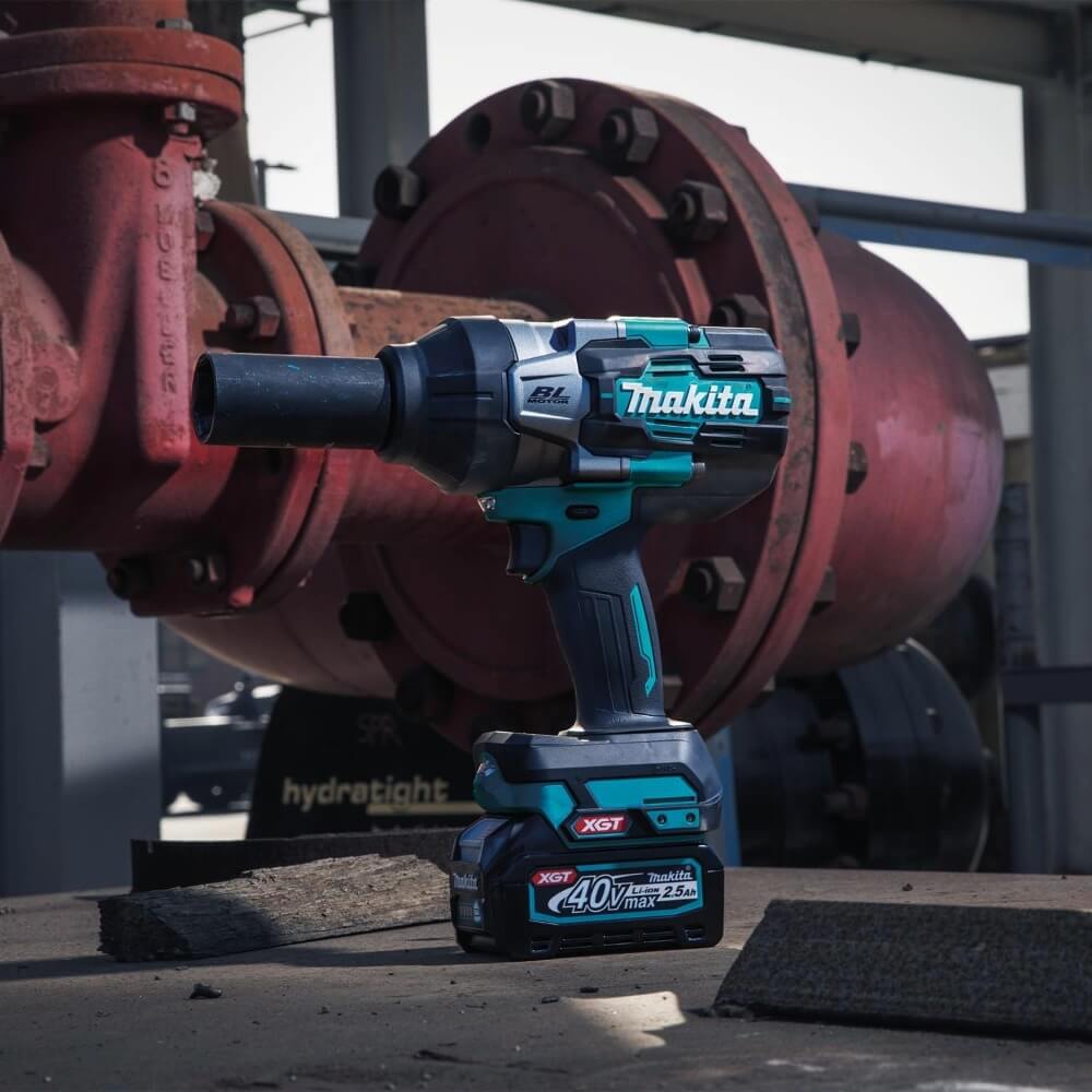 MAKITA TW003GZ - 40V Max XGT Brushless Cordless 1/2" High Torque Impact Wrench (Pin Detent) - Tool Only
