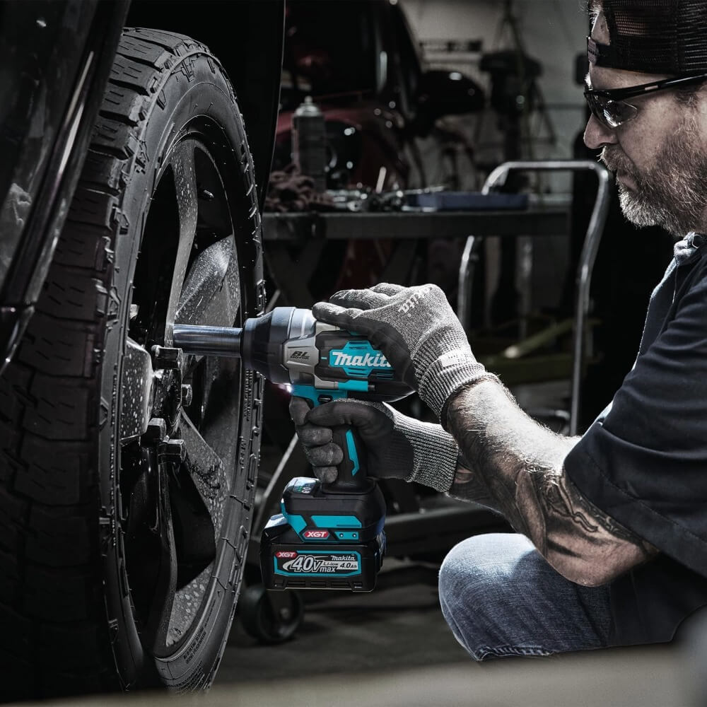 MAKITA TW003GZ - 40V Max XGT Brushless Cordless 1/2" High Torque Impact Wrench (Pin Detent) - Tool Only
