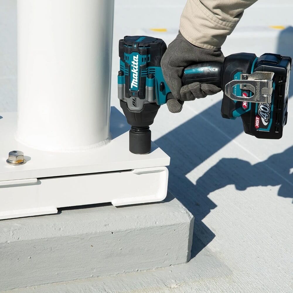 MAKITA TW008GZ - 40V Max XGT Brushless 1/2" Mid-Torque Impact Wrench with Detent Pin (Tool Only)