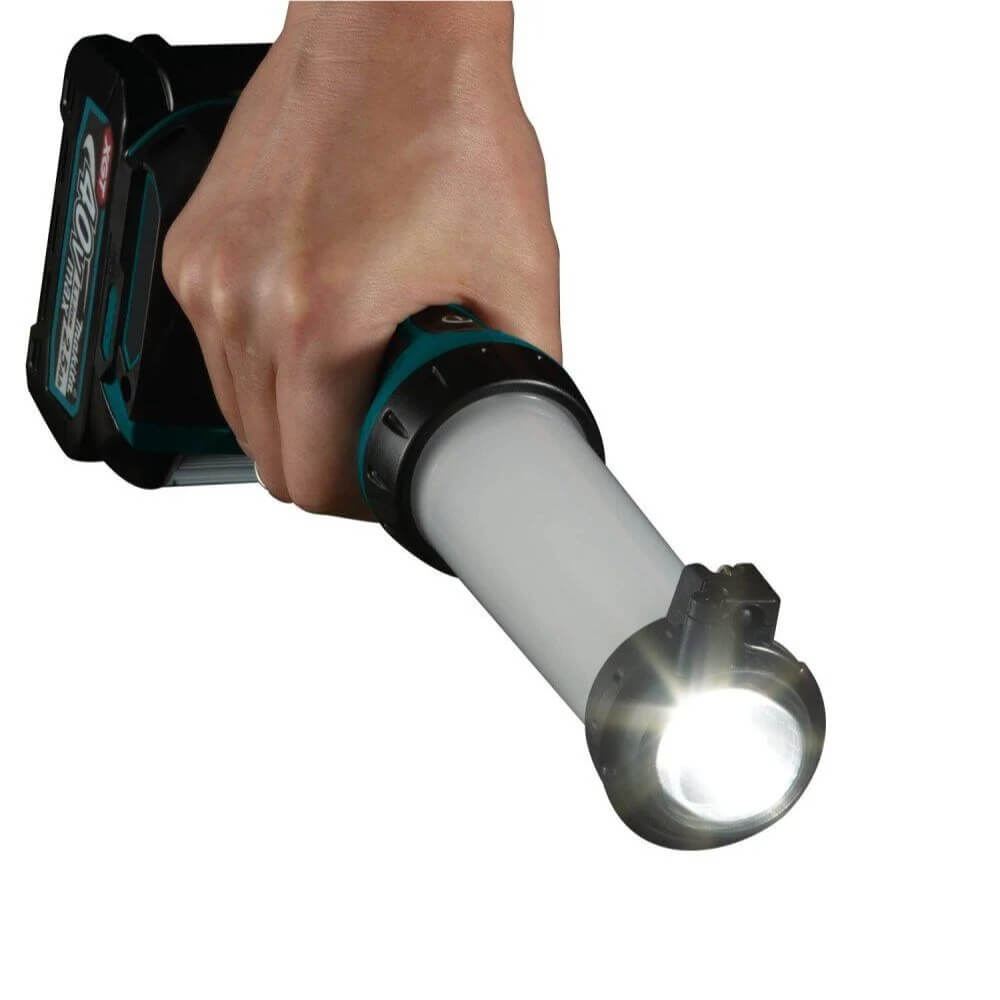 MAKITA ML002G - 40V max XGT Cordless L.E.D. Lantern/Flashlight