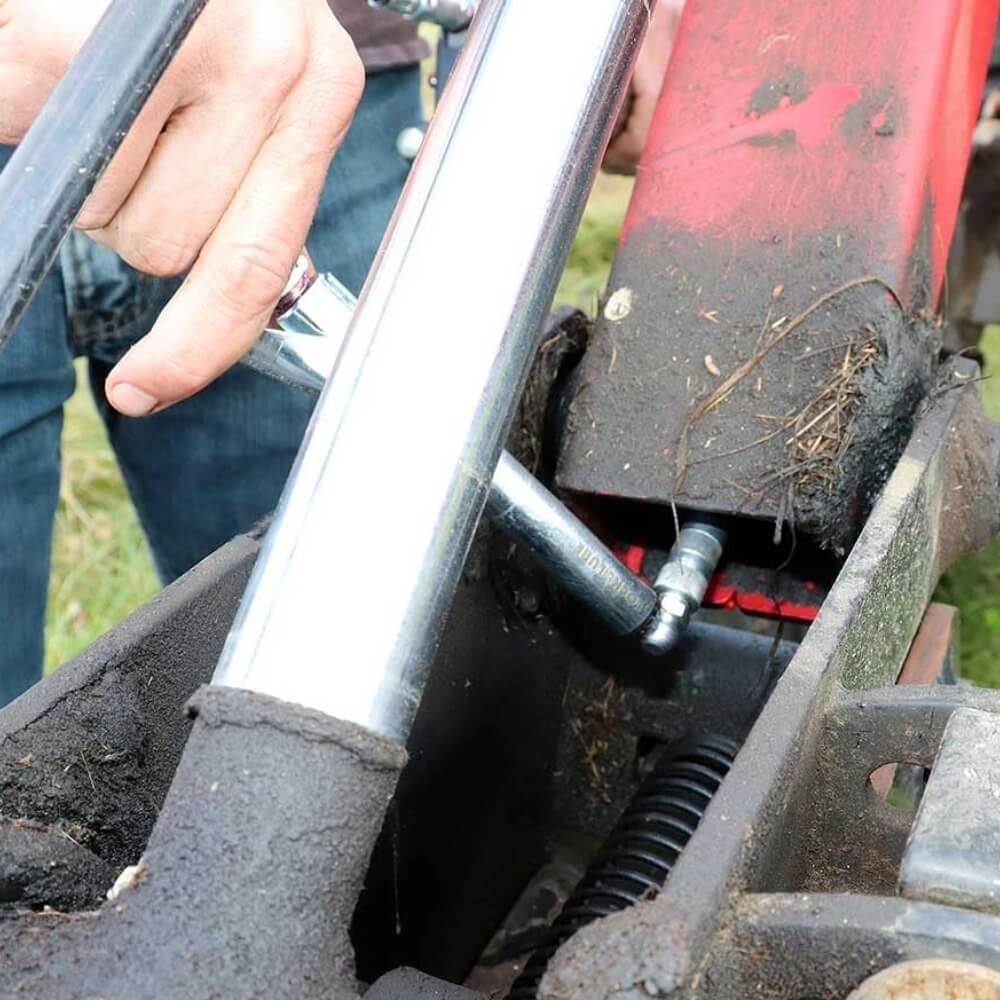 LockNLube LNL129 - Simple 90 Degree Grease Coupler Adapter