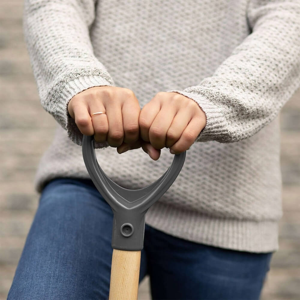 GARANT THDS14FD - Practica 14-Inch Hollow Back Drain Spade with Wood Handle and D-Grip