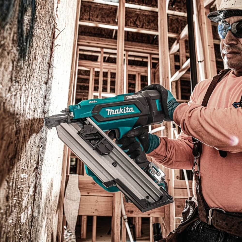 MAKITA BN001GZ01 - 40V Max XGT Brushless 3-1/2" Framing Nailer - Tool Only