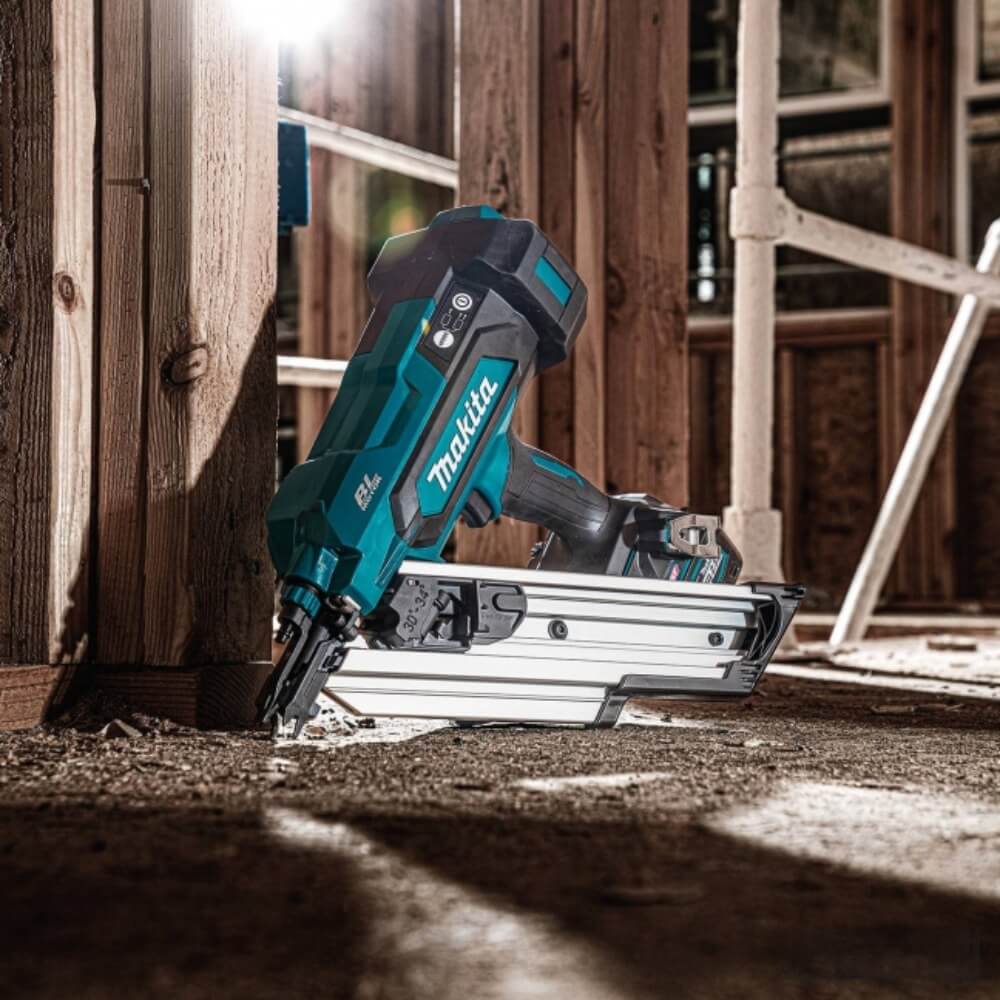 MAKITA BN001GZ01 - 40V Max XGT Brushless 3-1/2" Framing Nailer - Tool Only