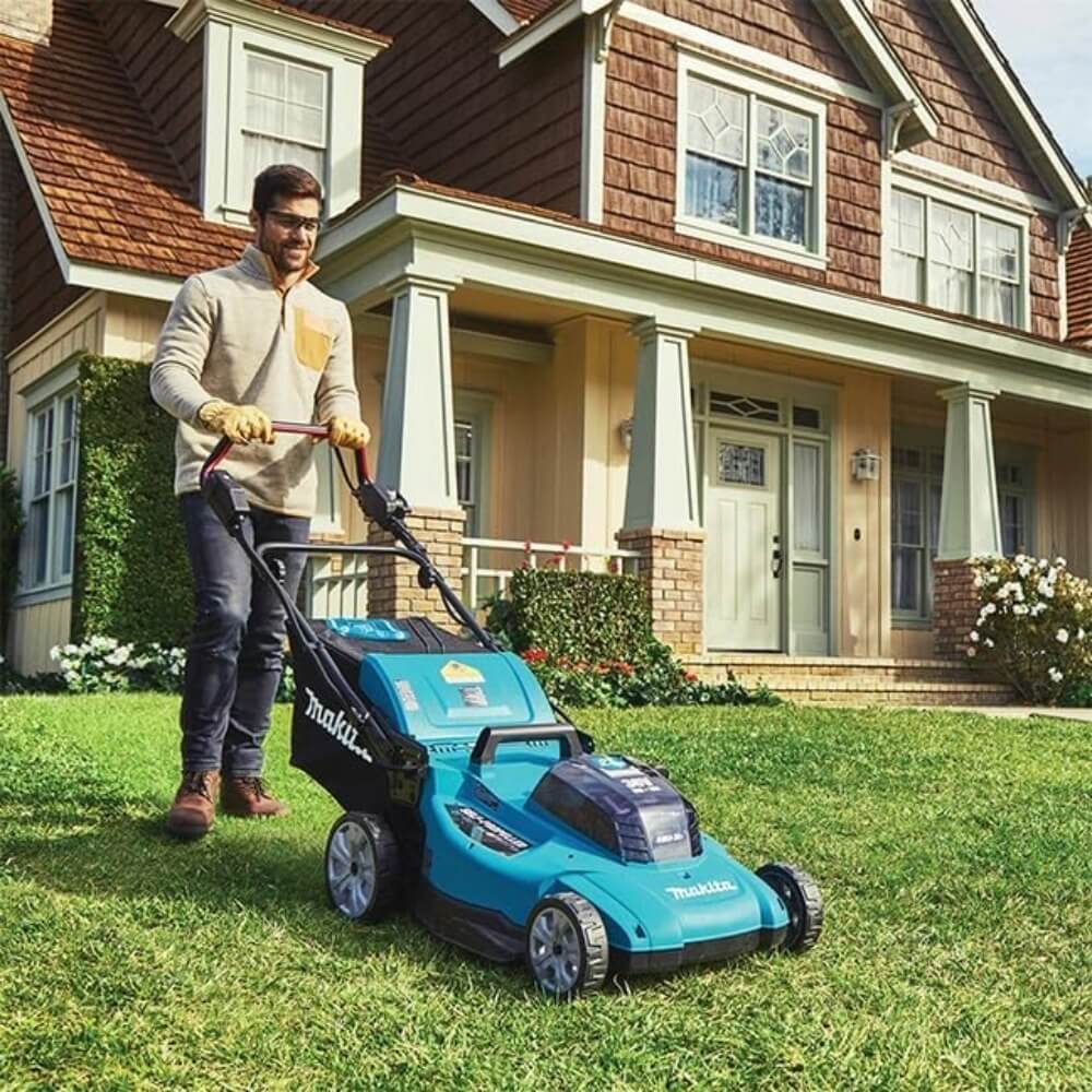 MAKITA DLM538CT4 - 36V (18Vx2) LXT Brushless 21" Lawn Mower Kit