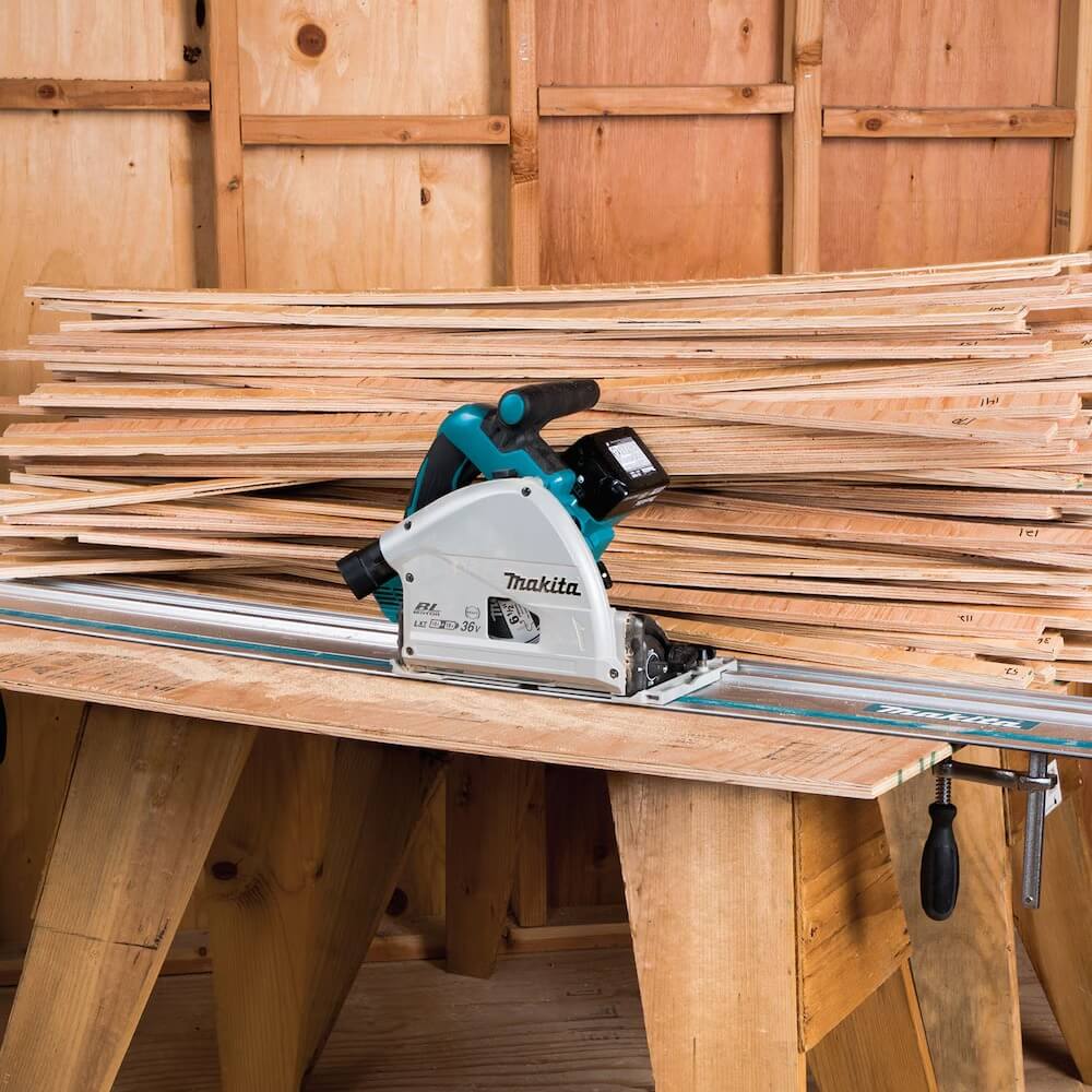 MAKITA DSP601ZJ - 18V X2 LXT (36V) Brushless 6-1/2" Plunge Circular Saw with AWS