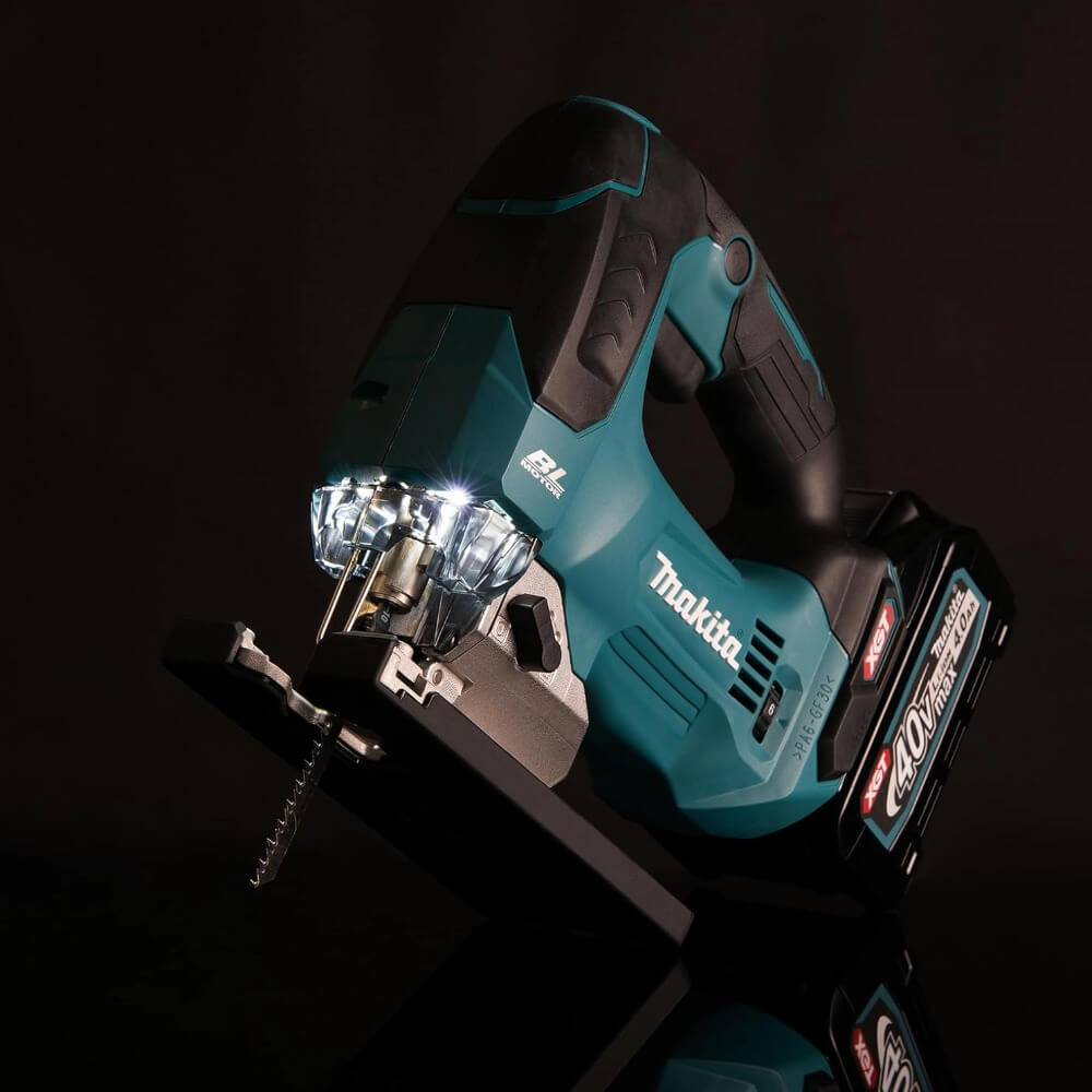 MAKITA JV002GZ - 40V Max XGT Brushless D-Handle Jig Saw - Tool Only
