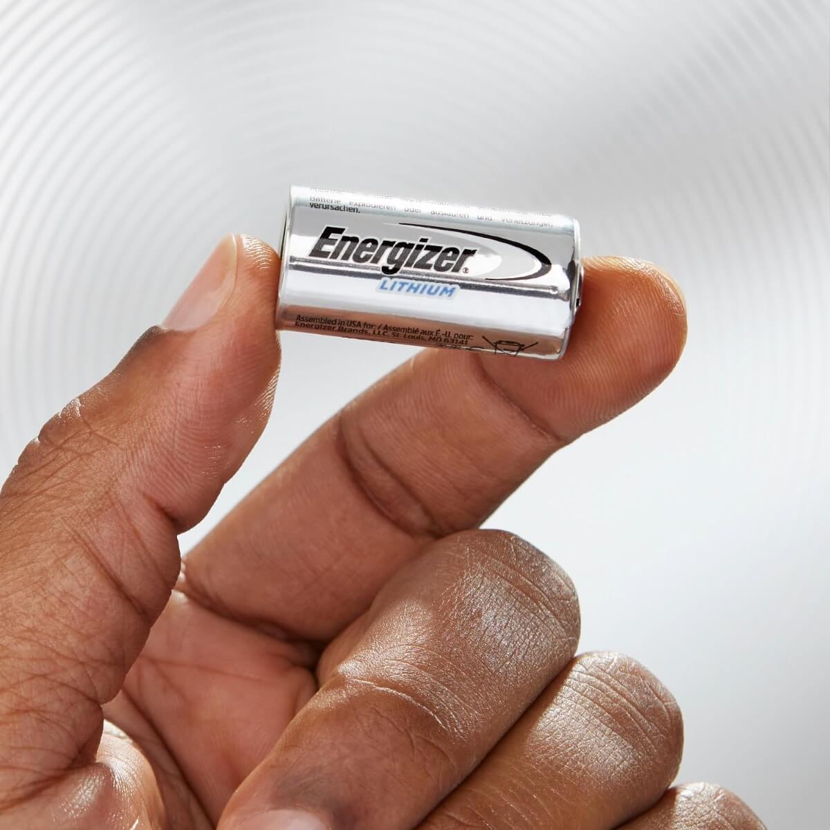 Energizer EL123APBP CR123 Lithium Battery for Rangefinders, Rifle Scopes, and Flashlights